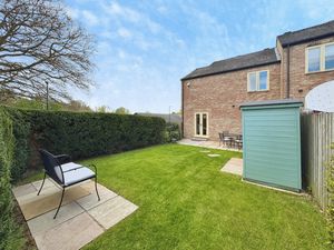 Photo 11- click for photo gallery